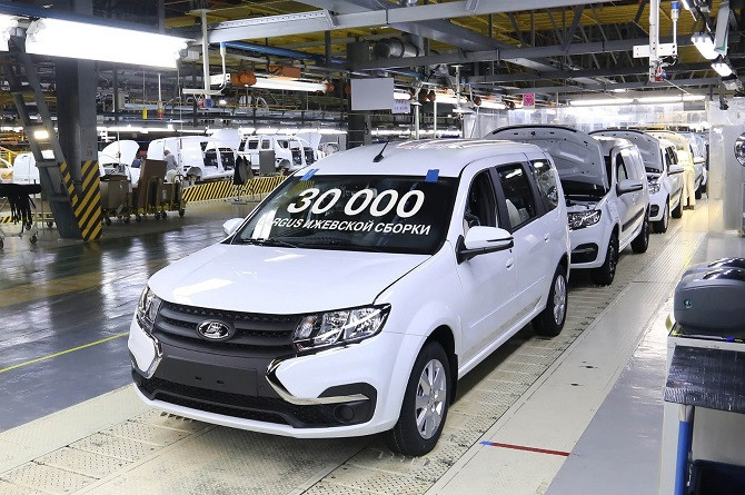 LADA Largus